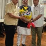 राजीव महर्षि ने कर्नाटक के मुख्यमंत्री डी.के. शिवकुमार से की शिष्टाचार भेंट