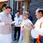 मुख्यमंत्री ने मुख्य सेवक सदन में प्रदेश के विभिन्न क्षेत्रों से आए लोगों की समस्याएं सुनीं, जनसमस्याओं का त्वरित एवं समयबद्ध समाधान सुनिश्चित करें – मुख्यमंत्री